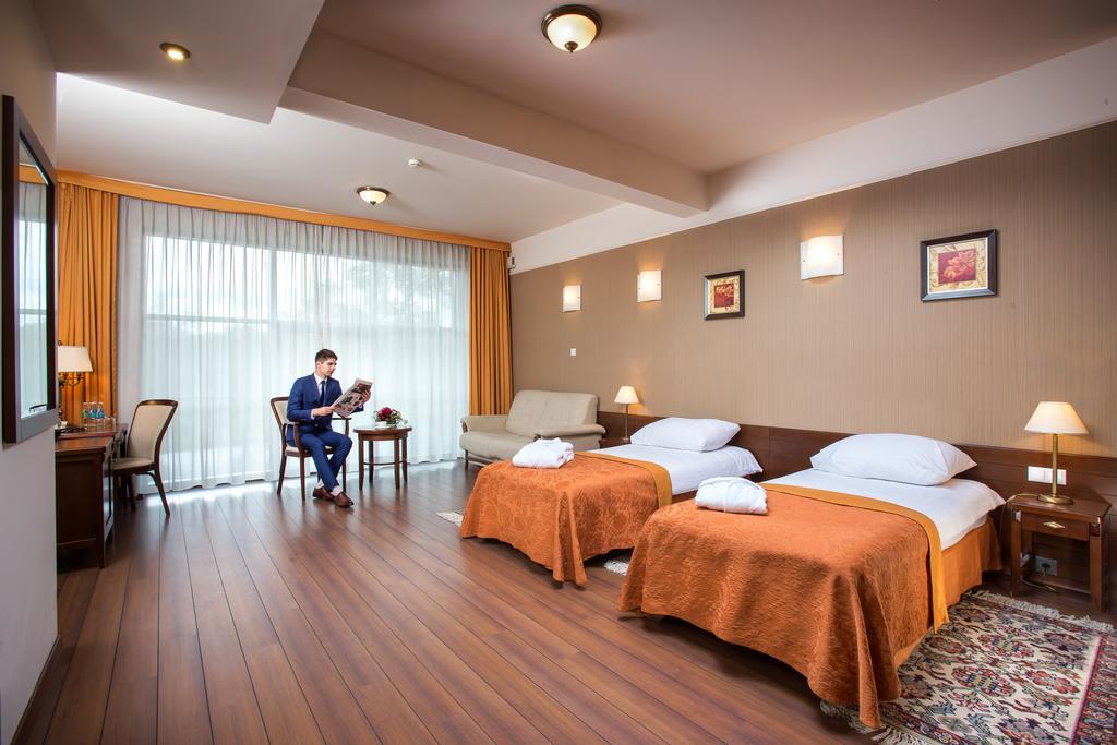 Hotel Sloneczny Mlyn Bydgoszcz Room photo